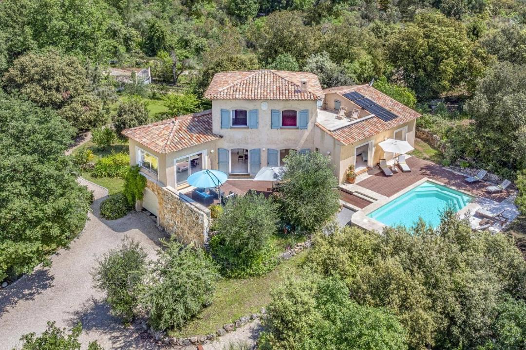 Photo of Others in Cabris