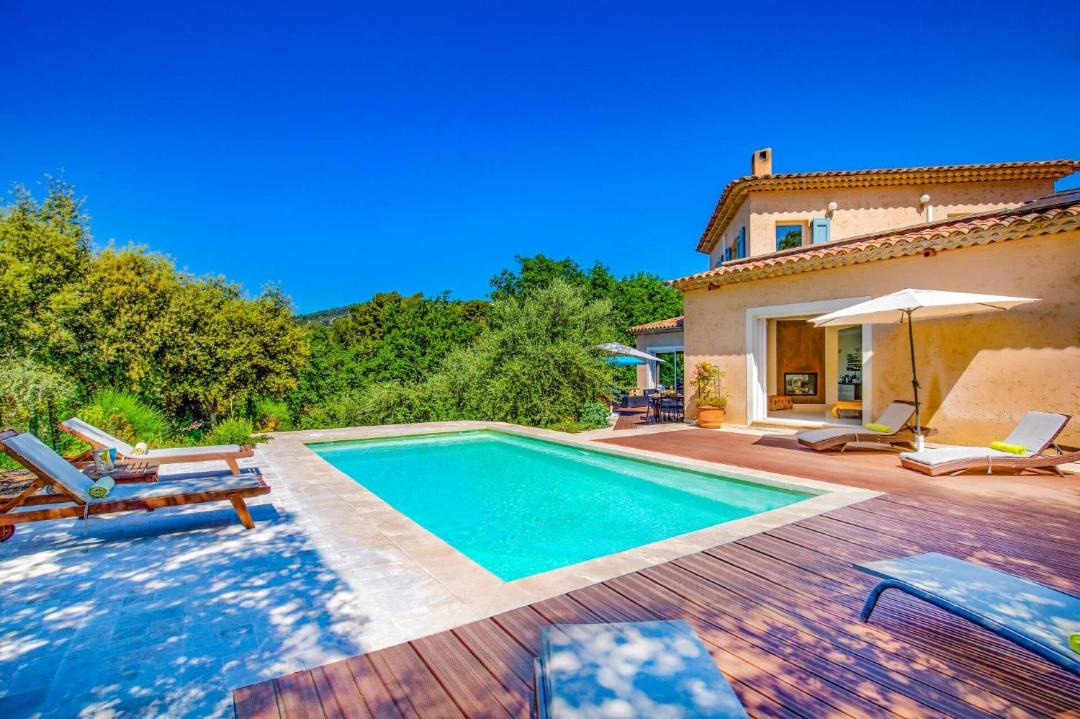 Photo of Others in Cabris