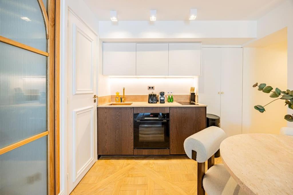 Photo of Kitchen in Montmartre