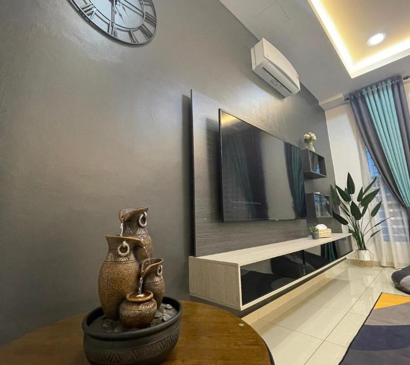 Photo of Livingroom in Bukit Gapam