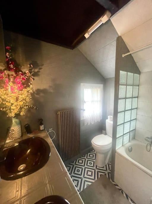 Photo of Bathroom in Aubervilliers