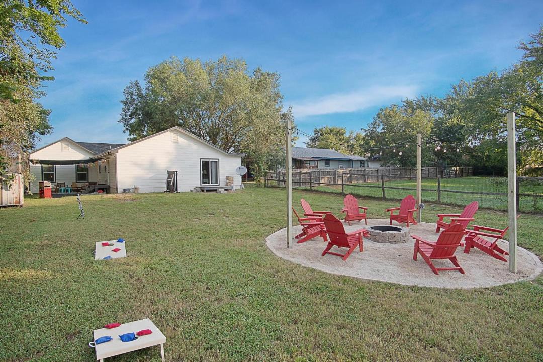 Photo of Others in Franklin Estates