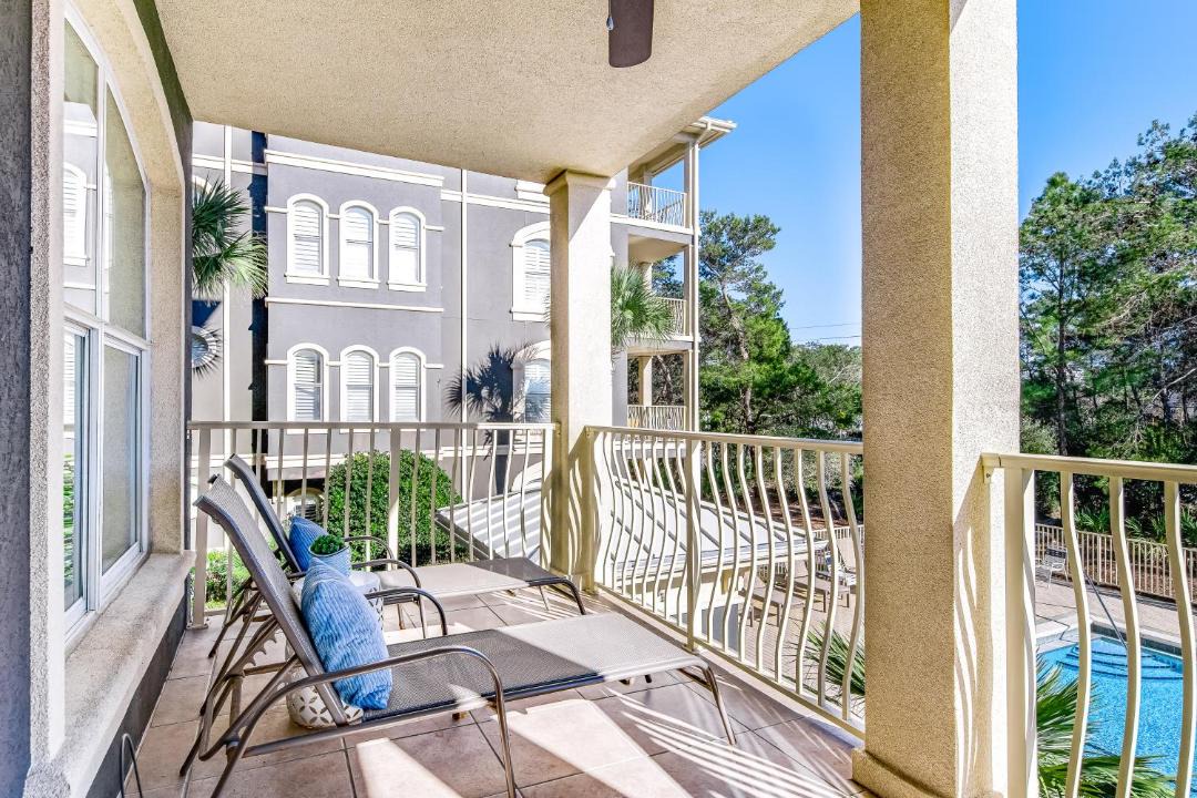 Photo of Patio Balcony in Seagrove Beach