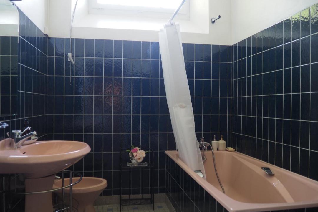 Photo of Bathroom in Mortain