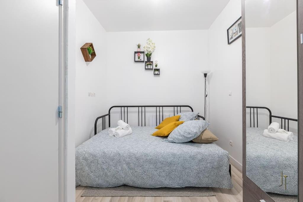 Photo of Bedroom in Saint-Quentin