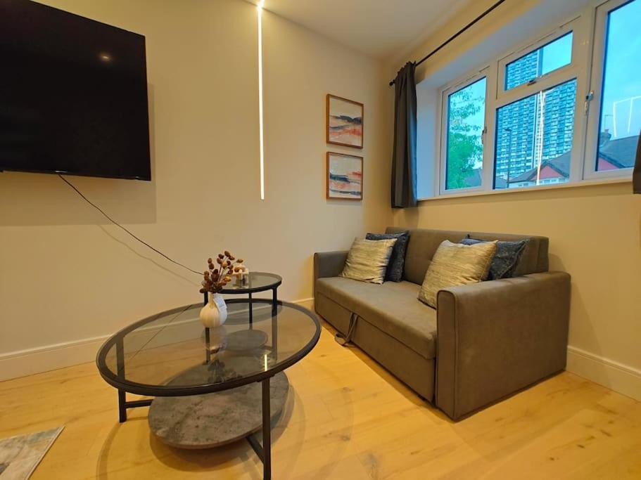 Photo of Others in North Acton