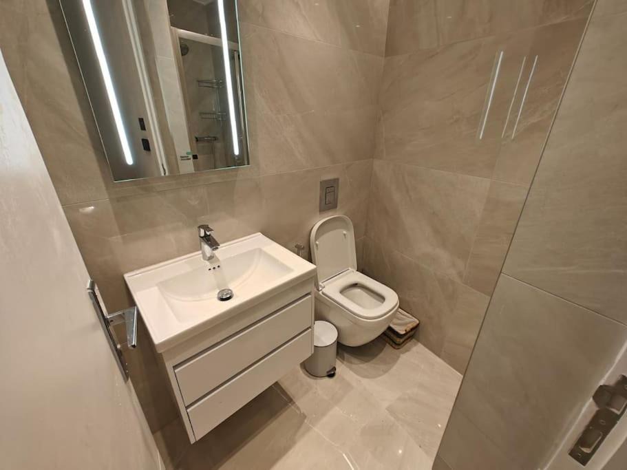 Photo of Bathroom in North Acton