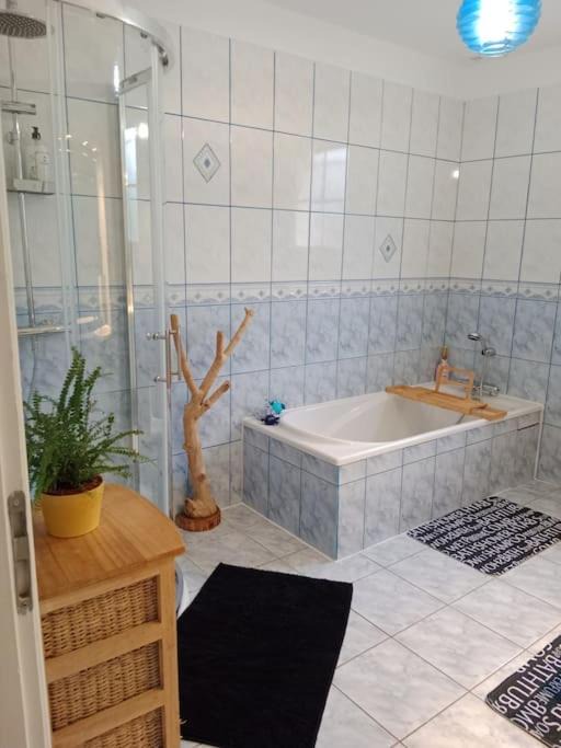 Photo of Bathroom in Meursac