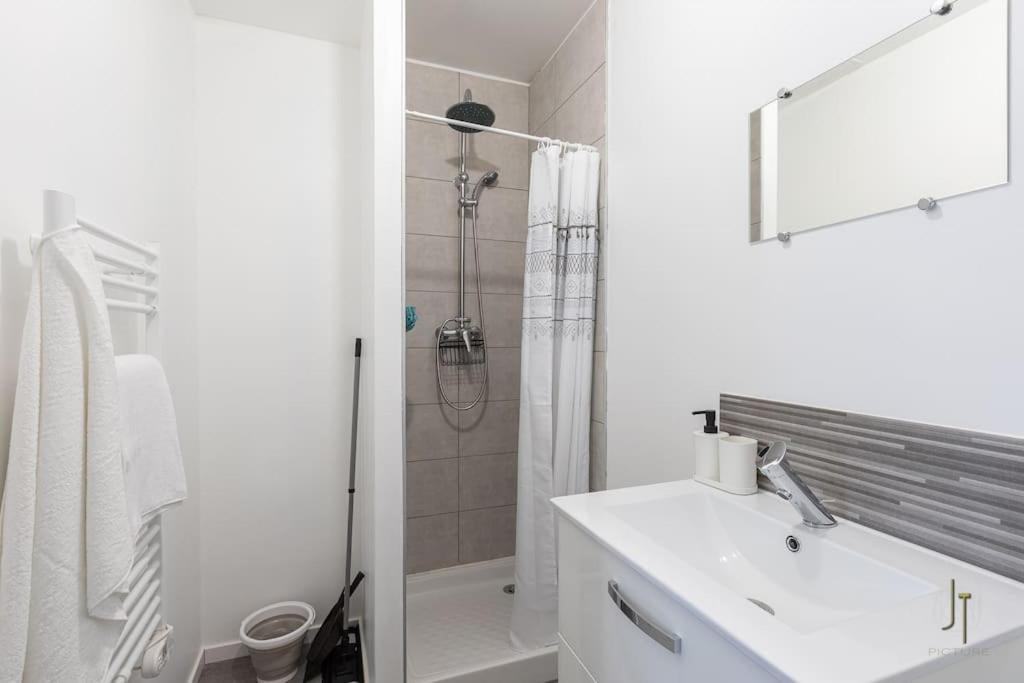 Photo of Bathroom in Saint-Quentin