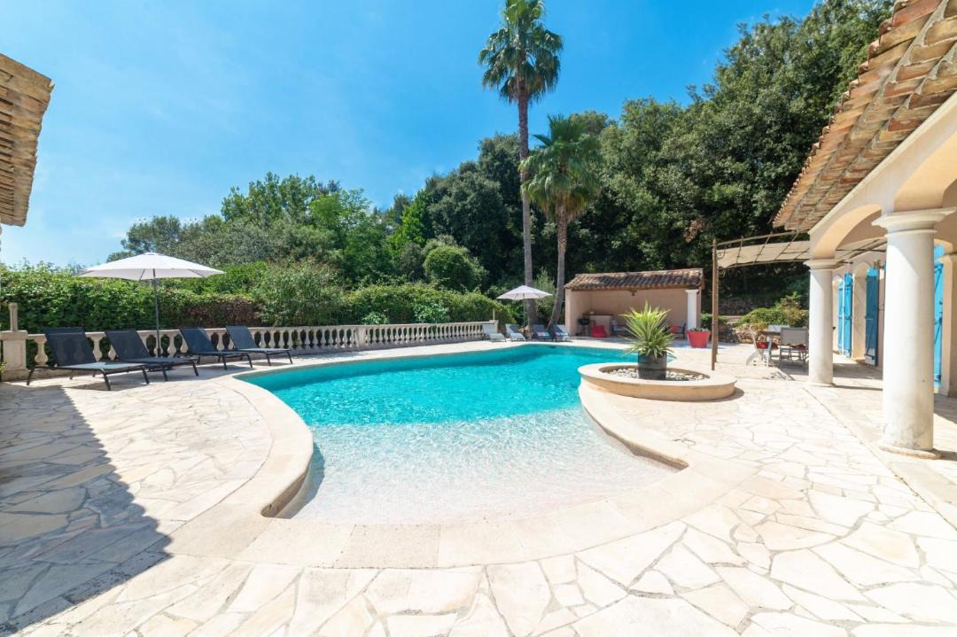 Photo of Others in Les Maillans