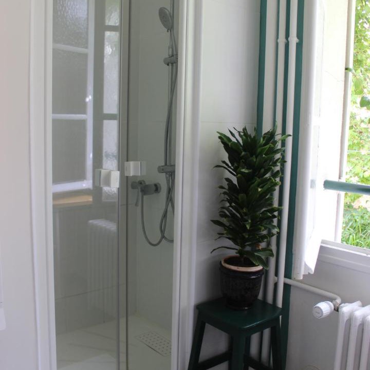 Photo of Bathroom in Thomery