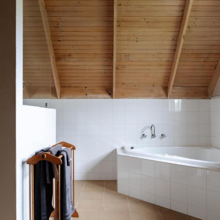 Photo of Bathroom in Willung South