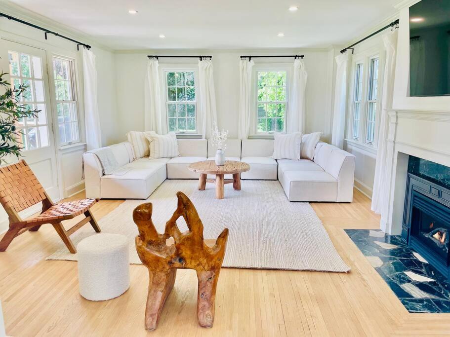 Photo of Livingroom in Virgil