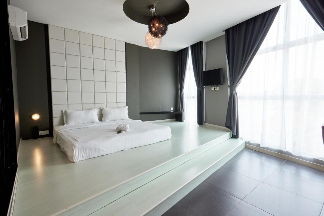 Photo of Bathroom in Pegawai