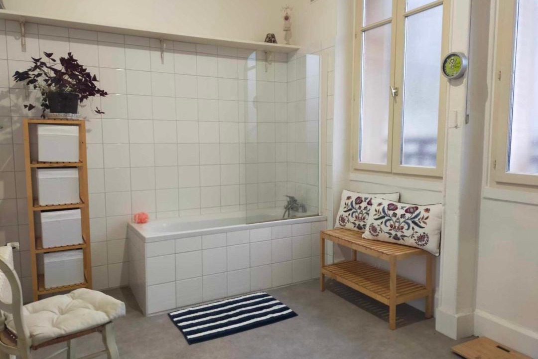 Photo of Bathroom in Cusset