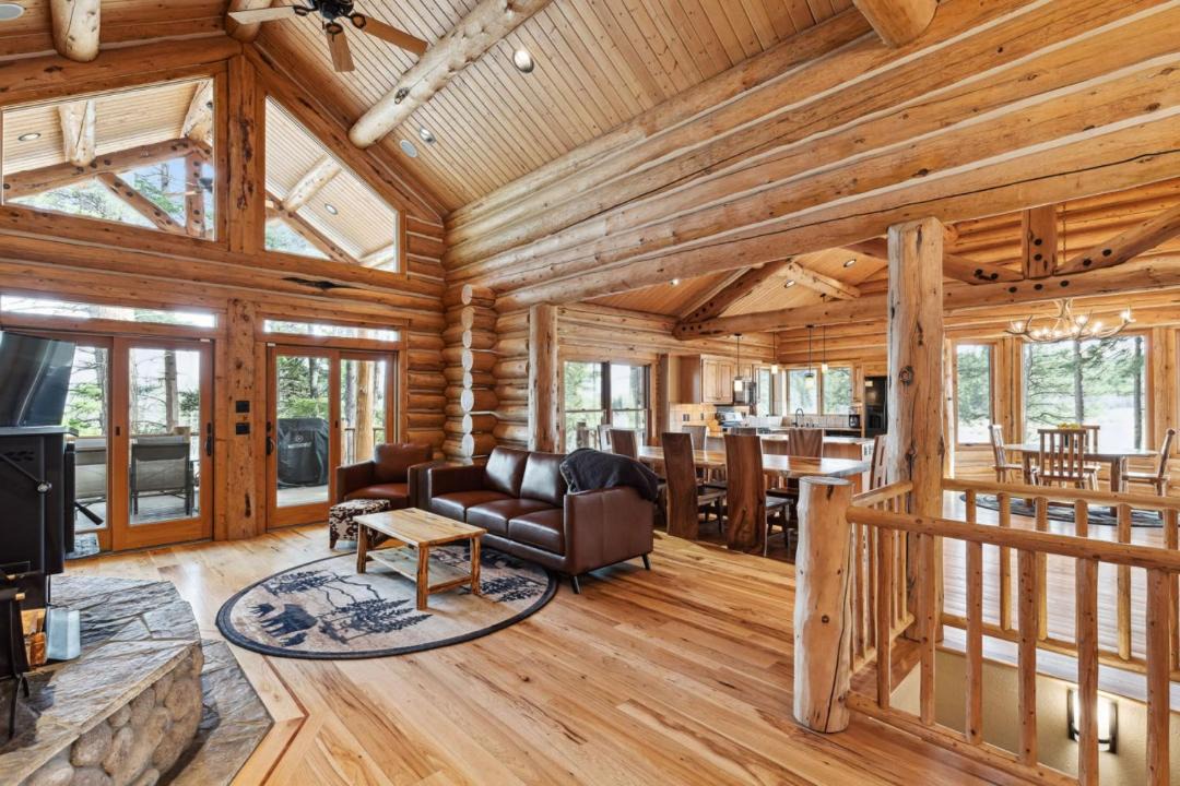 Photo of Others in Victor