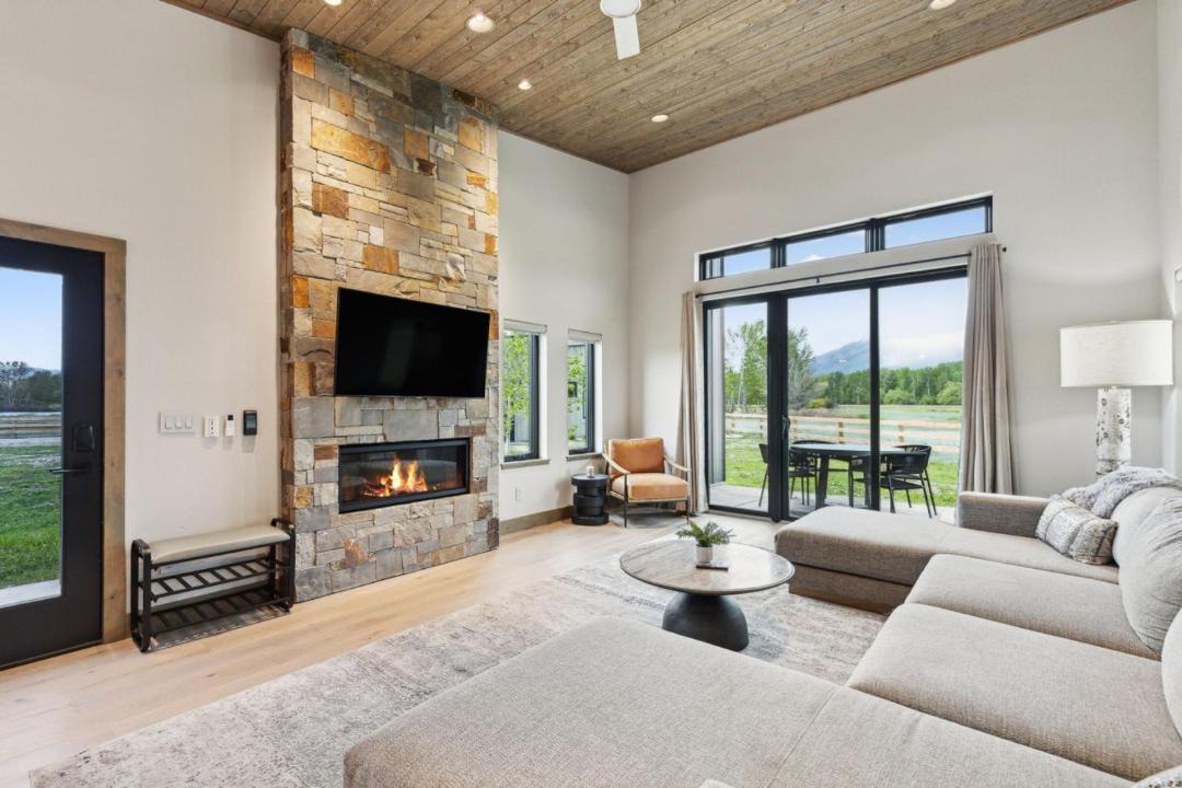 Photo of Livingroom in Hamilton