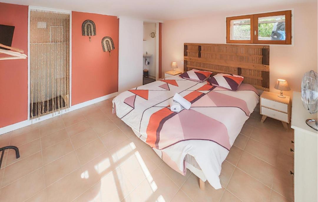 Photo of Bedroom in Roquebrun