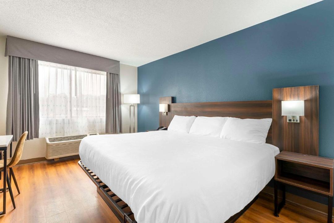 Photo of Bedroom in LaVale