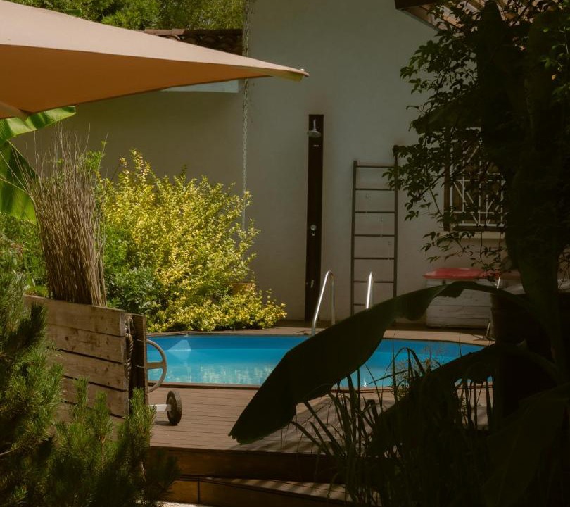 Photo of Others in Nerac