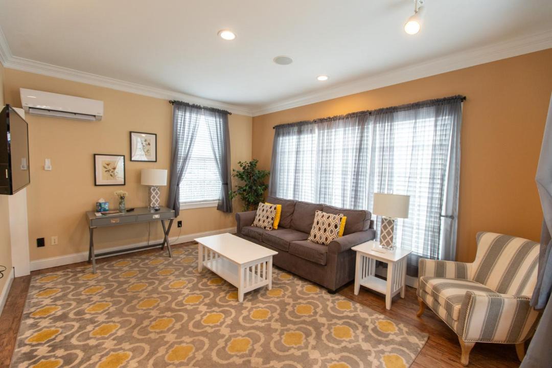 Photo of Livingroom in White Sulphur Springs