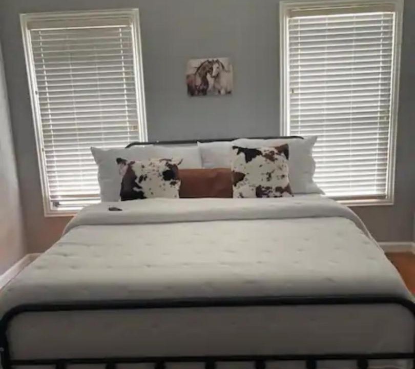 Photo of Bedroom in Fort Worth Cultural District