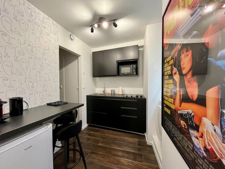 Photo of Others in Sens