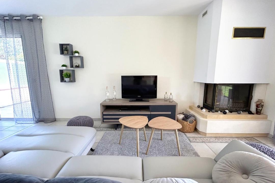 Photo of Livingroom in Lussan