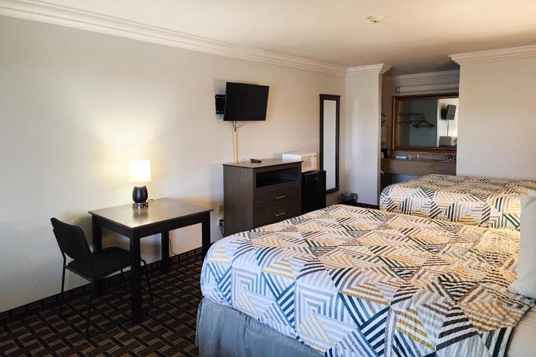 Photo of Bedroom in Crowley