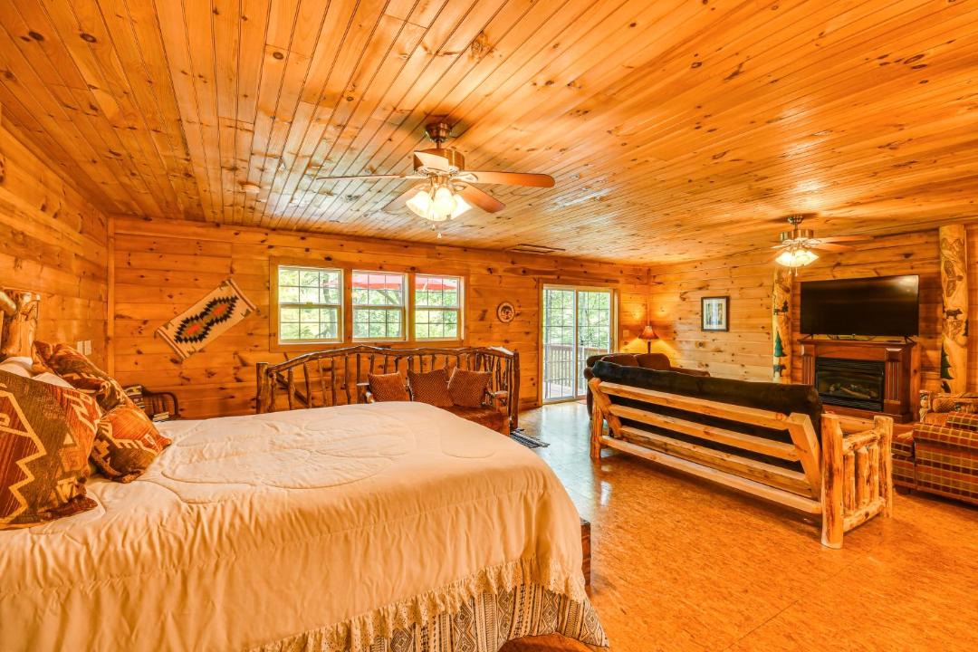 Photo of Bedroom in Rutherfordton