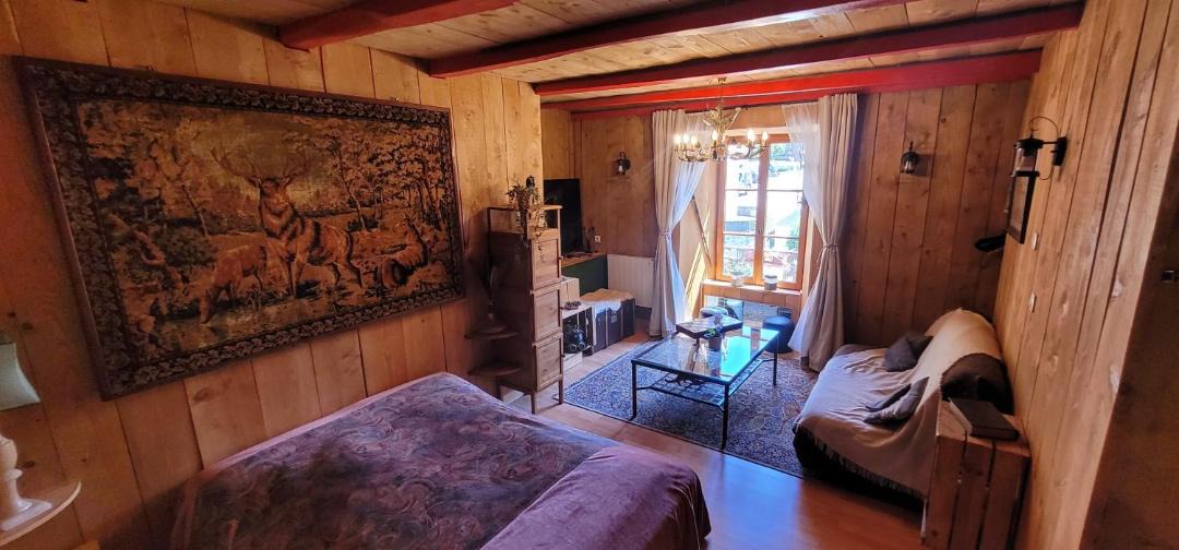 Photo of Livingroom in Blesle