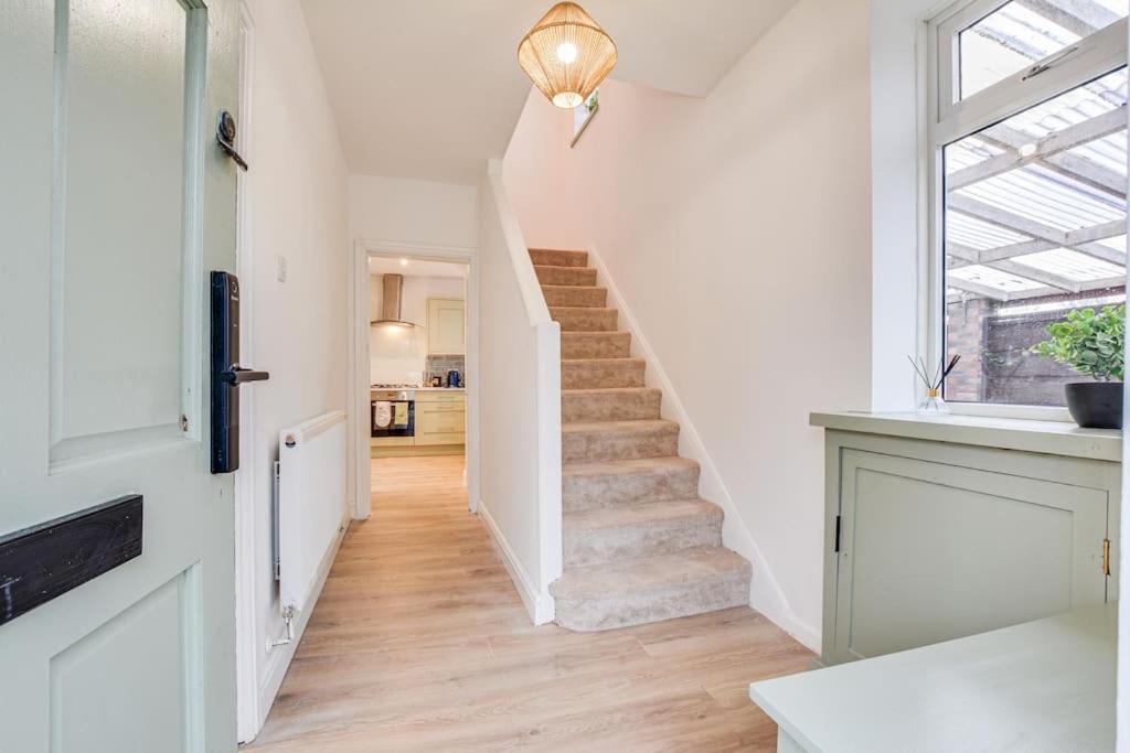 Photo of Others in Little Hulton