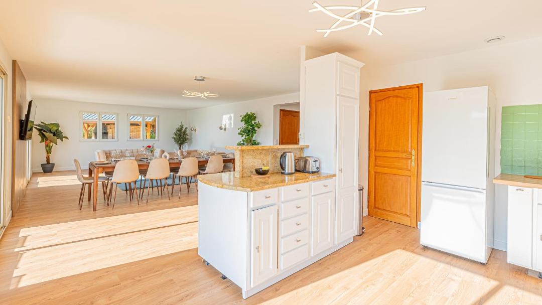 Photo of Others in Bourdeau