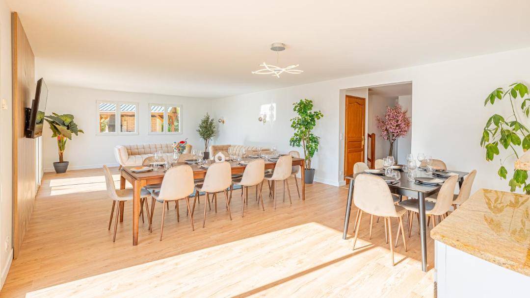 Photo of Others in Bourdeau