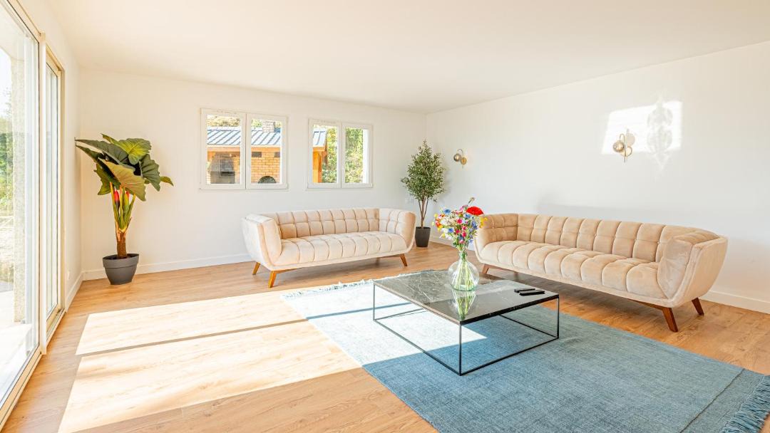 Photo of Others in Bourdeau