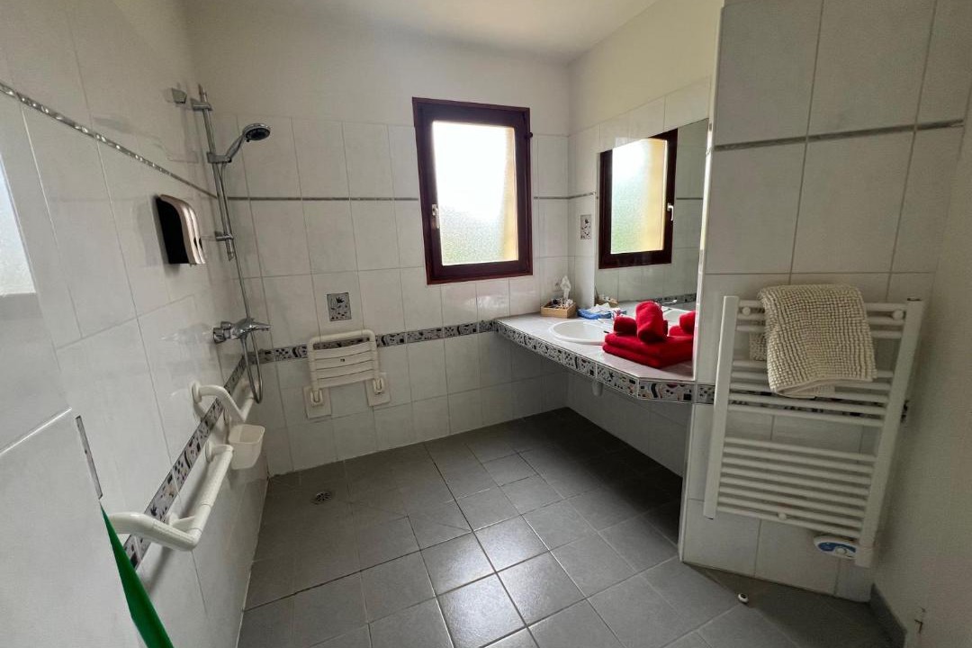Photo of Bathroom in Castelnaud-la-Chapelle