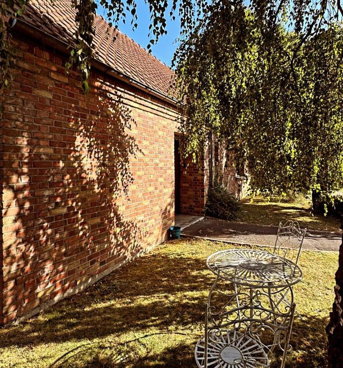 Photo of Buildings in Mericourt