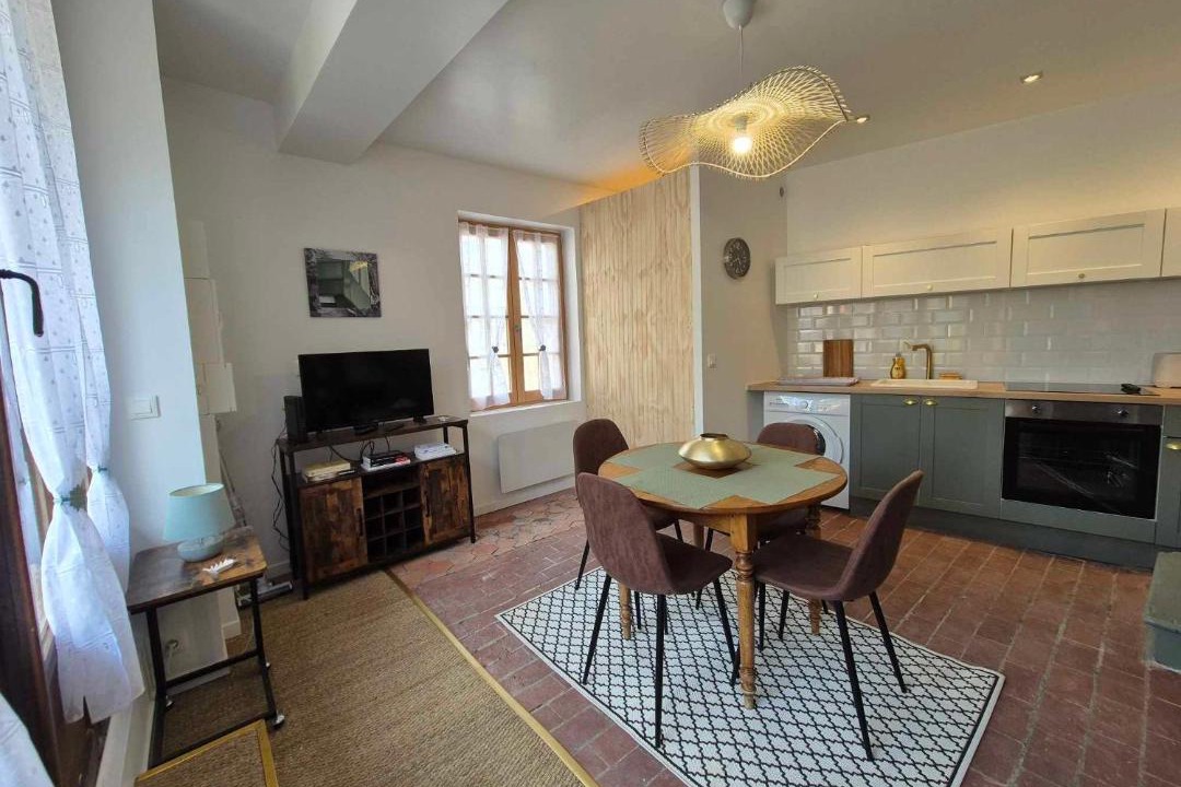 Photo of Others in Eu