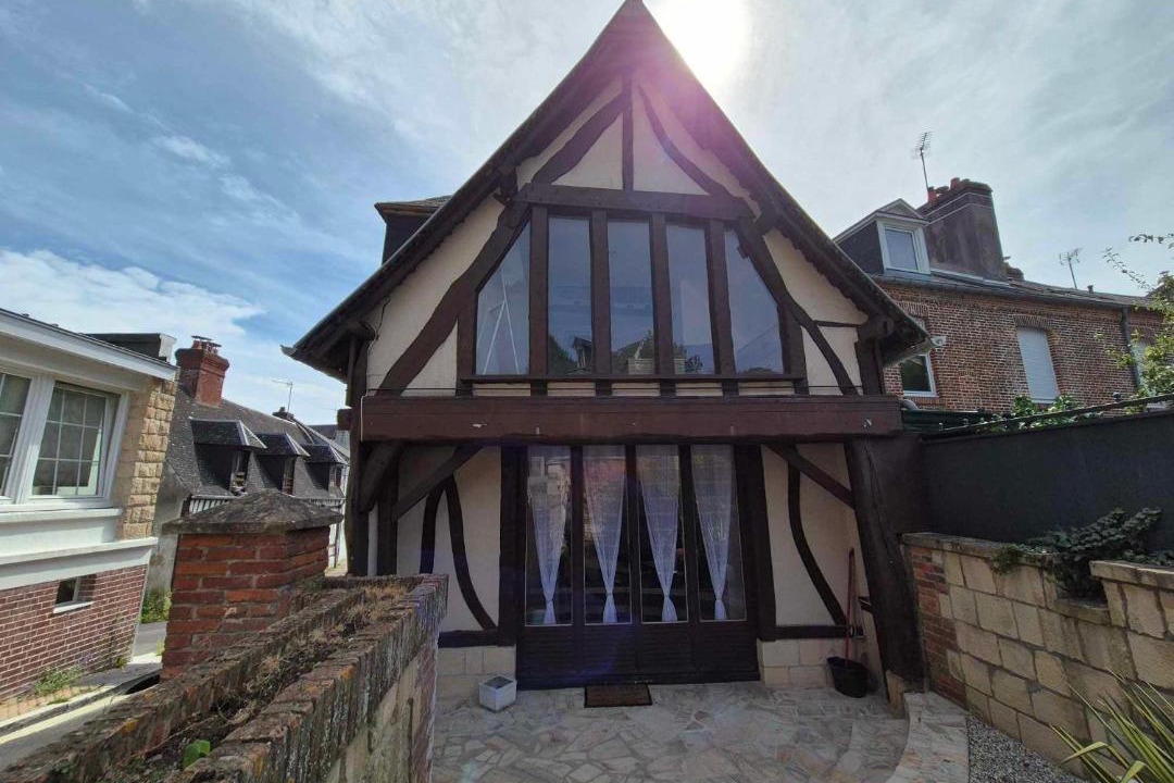 Photo of Others in Eu