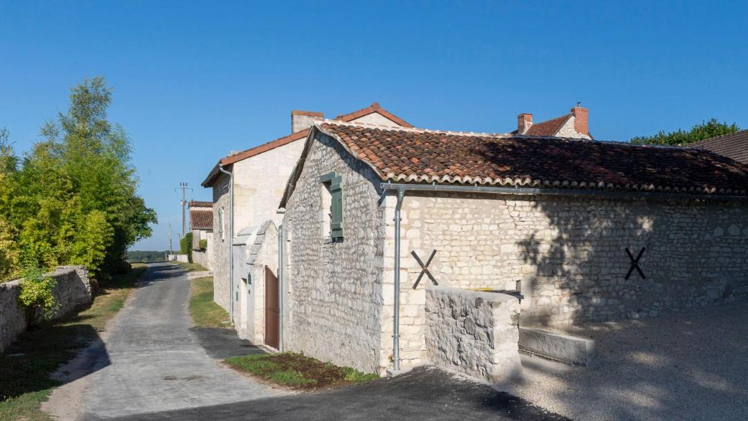 Photo of Others in Lemere