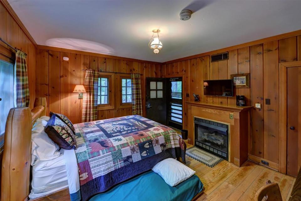 Photo of Bedroom in Mount Morris