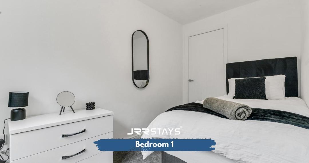 Photo of Bedroom in Weston on Trent