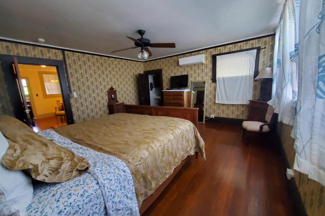 Photo of Bedroom in Manoa