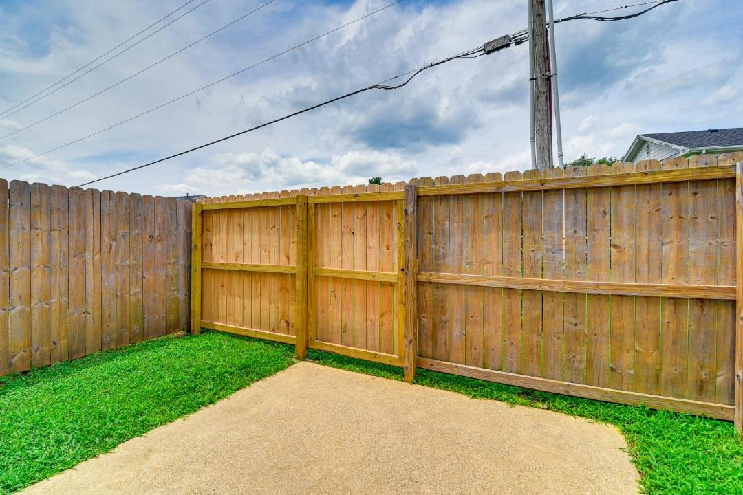 Photo of Others in Bowling Green