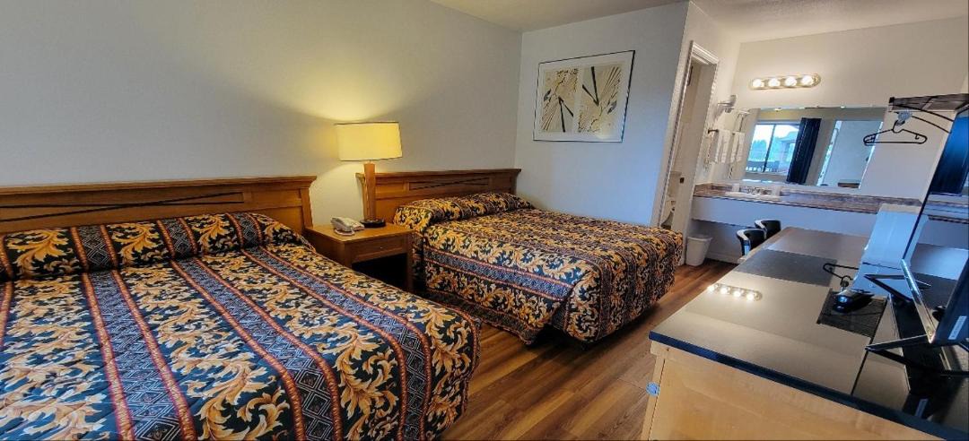 Photo of Bedroom in Haller Lake