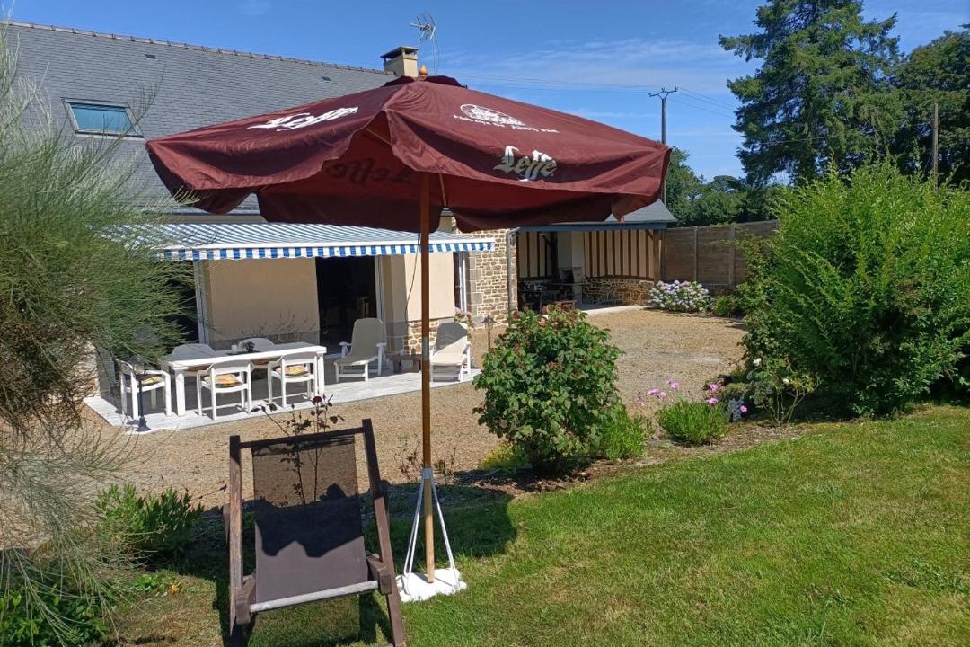 Photo of Others in Saint-Georges-de-Reintembault