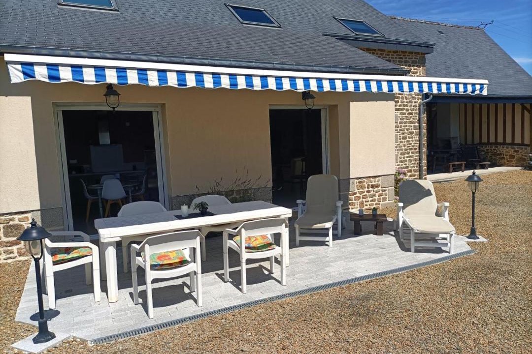 Photo of Others in Saint-Georges-de-Reintembault