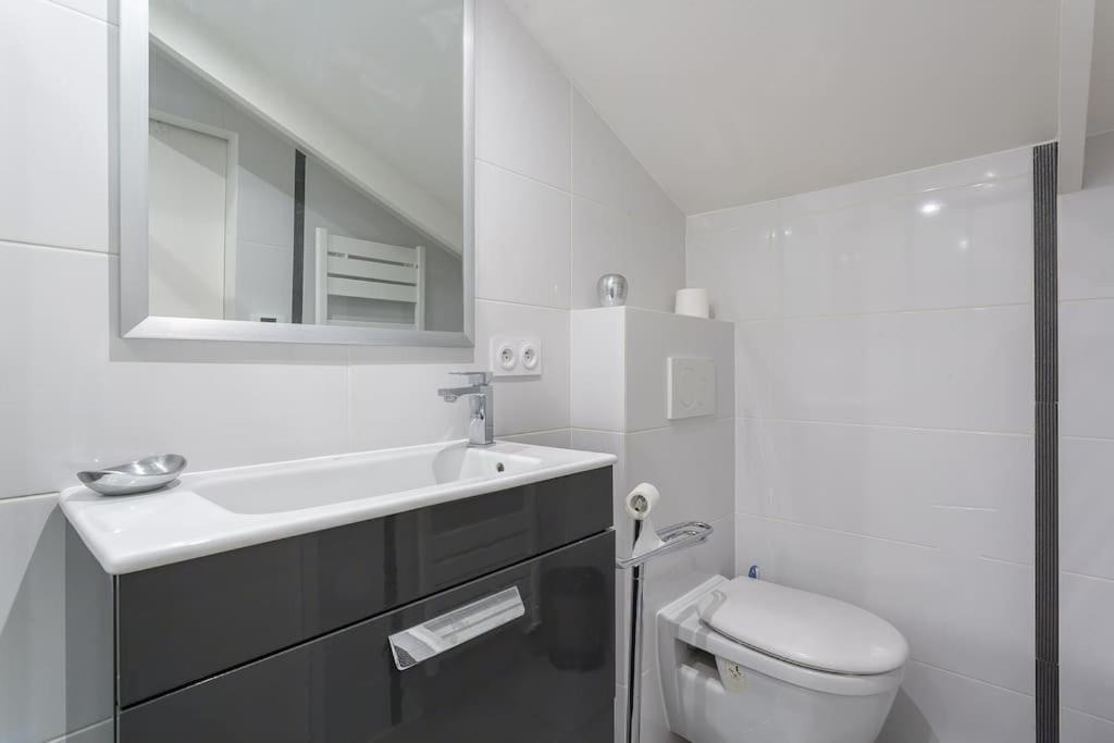 Photo of Bathroom in Tassin