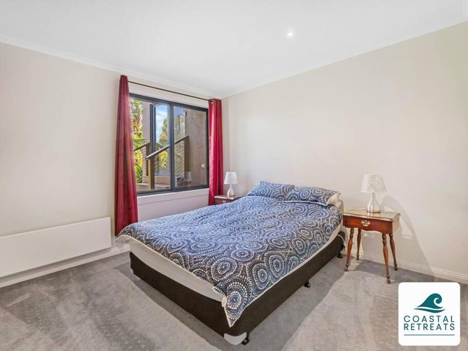 Photo of Bedroom in Rhyll