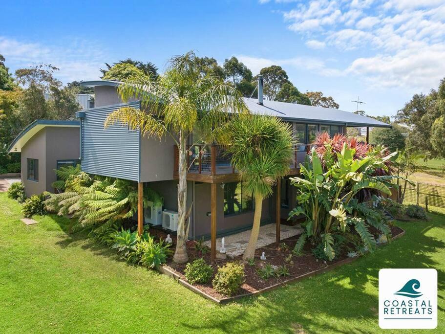 Photo of Others in Rhyll